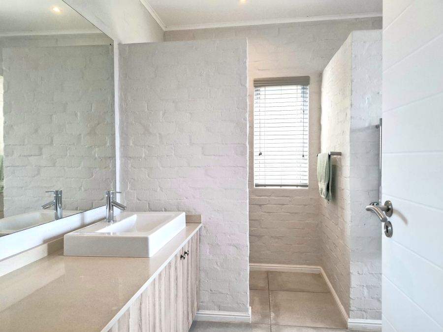 3 Bedroom Property for Sale in Eastford Country Estate Western Cape